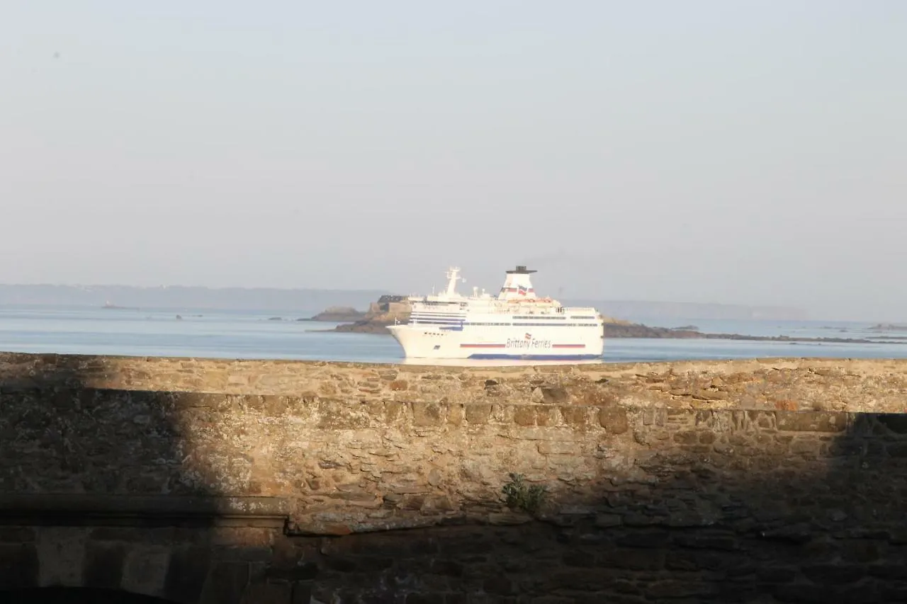 Le Petit Be Apartment Saint-Malo